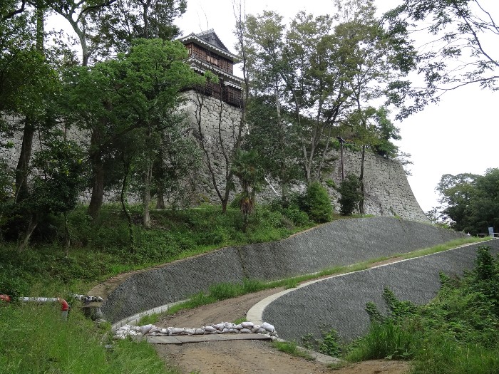 The path to Kakuremon Gate
