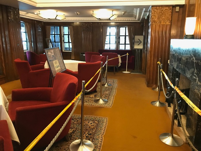 Lounge on the ship
