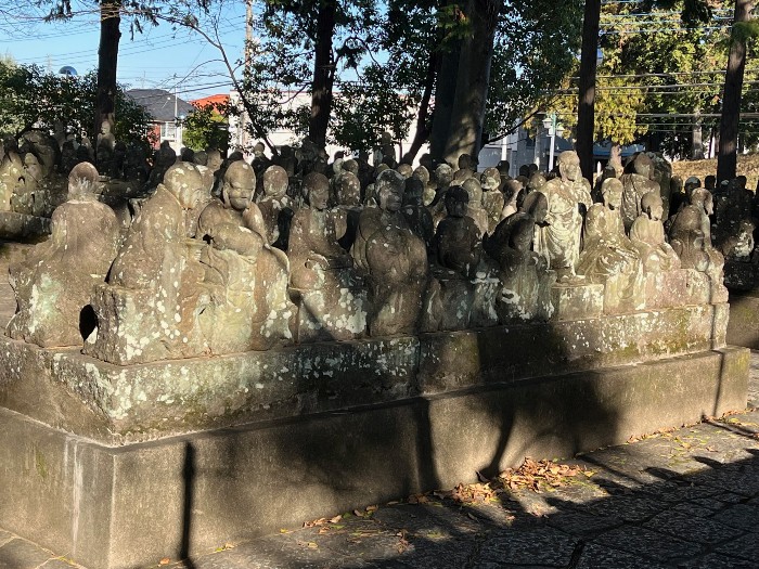 500+ Gohyaku Rakan statues at Kita-in, but the front gate was locked!