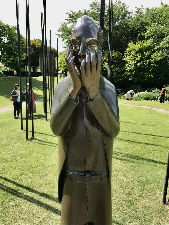 Vangi artwork of a horrified man